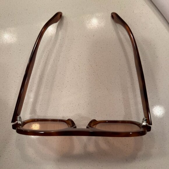 Elisa Johnson Jane Sunglasses Light Tortoise - Picture 7 of 7